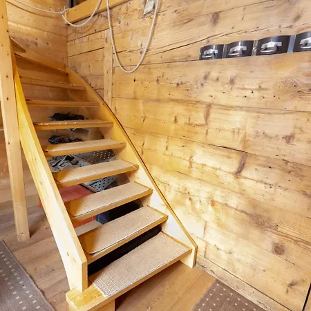 Dent D'oche - A Dream Family