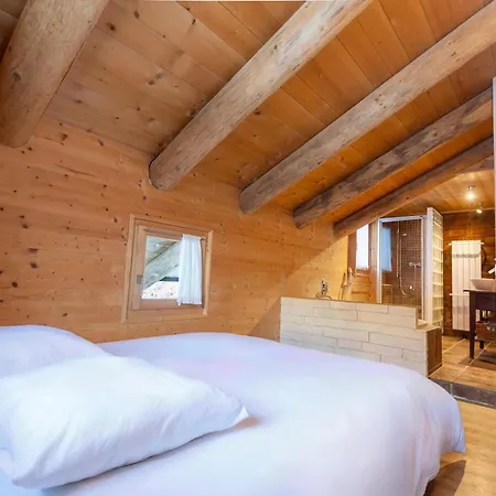 Dent D'oche - A Dream Family